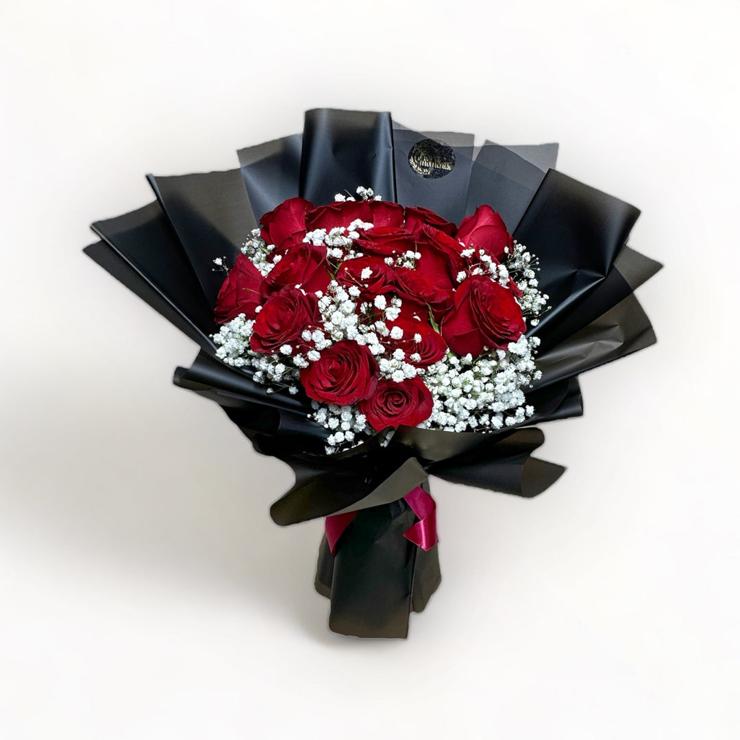 bouquet-of-18-stalks-red-roses-with-babys-breath-wrapped-in-black-top