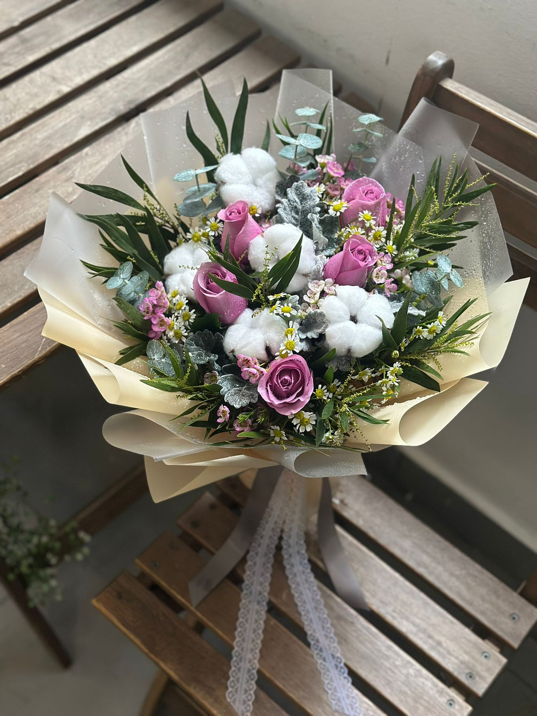 Ready-made yam roses bouquet