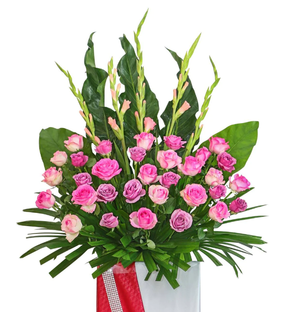 flowerstand-pink-gladiolus-gradient-pink-rose-lavender-rose-with-white-background-zommed