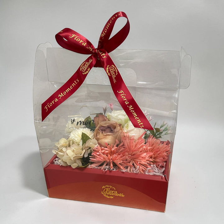 Mom’s Gift Box - with Plaque FLORAMOMENTS.SG: Express Florist Delivery Singapore