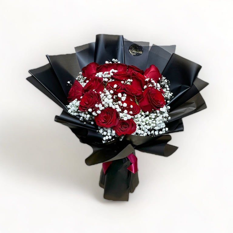 bouquet-of-18-stalks-red-roses-with-babys-breath-wrapped-in-black-top