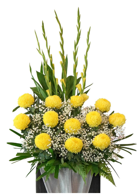 flower-stand-yellow-gladiolus-chrysanthemum-babys-breath-with-white-background-zoomed