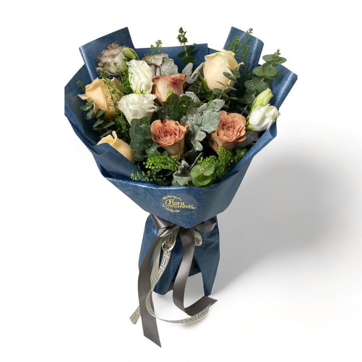 flowerbouquet-neutral-roses-eucalyptus-leaf-eustoma-blue-wrapper