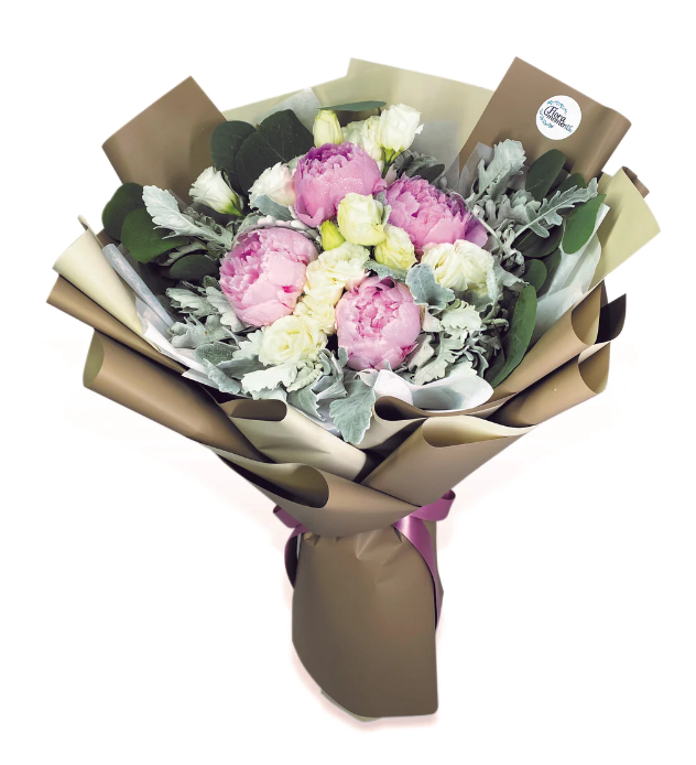 flowerbouquet-pink-peonies-eustoma-silver-leaf-brown-wrapper-front