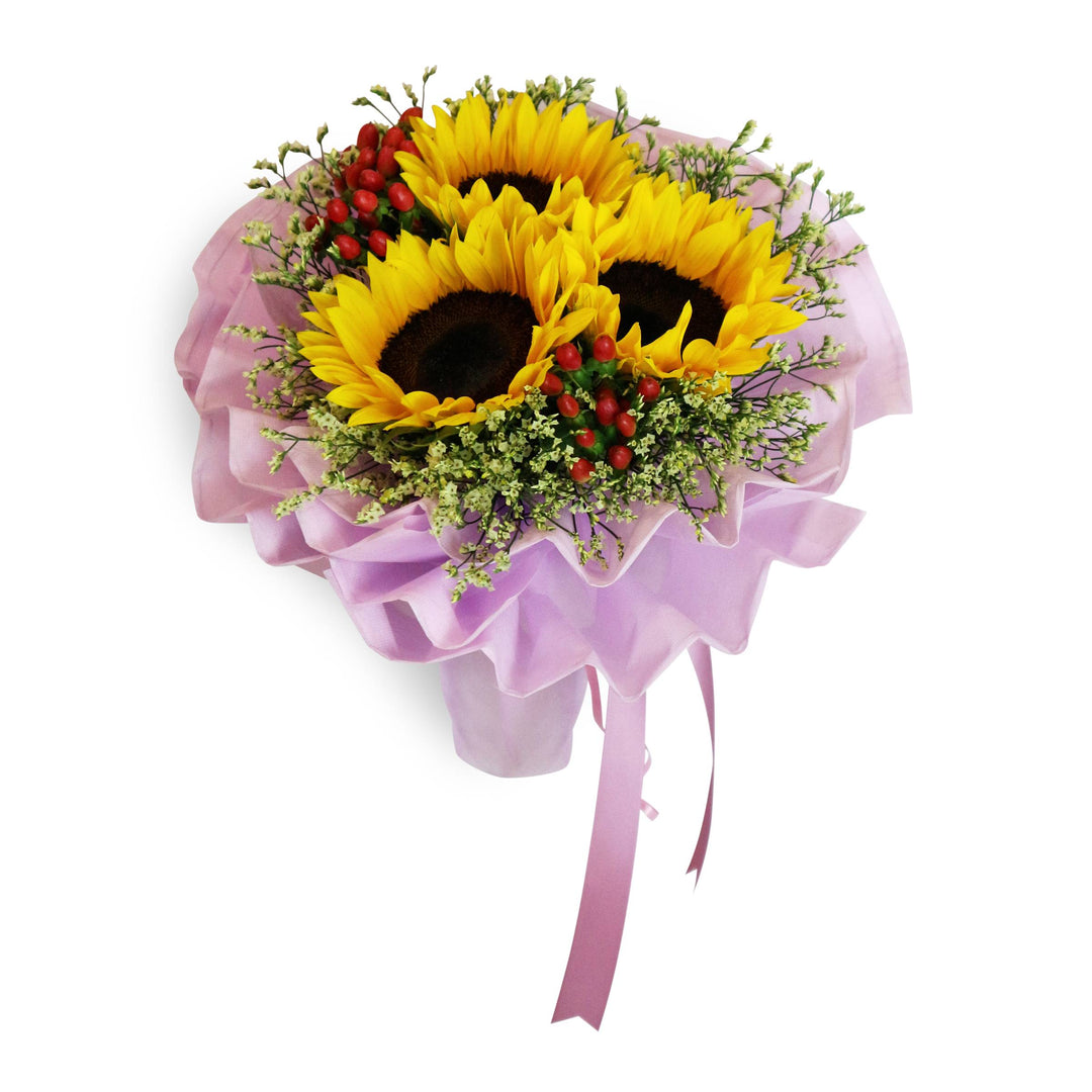 flowerbouquet-sunflower-red-hypericum-caspia-top