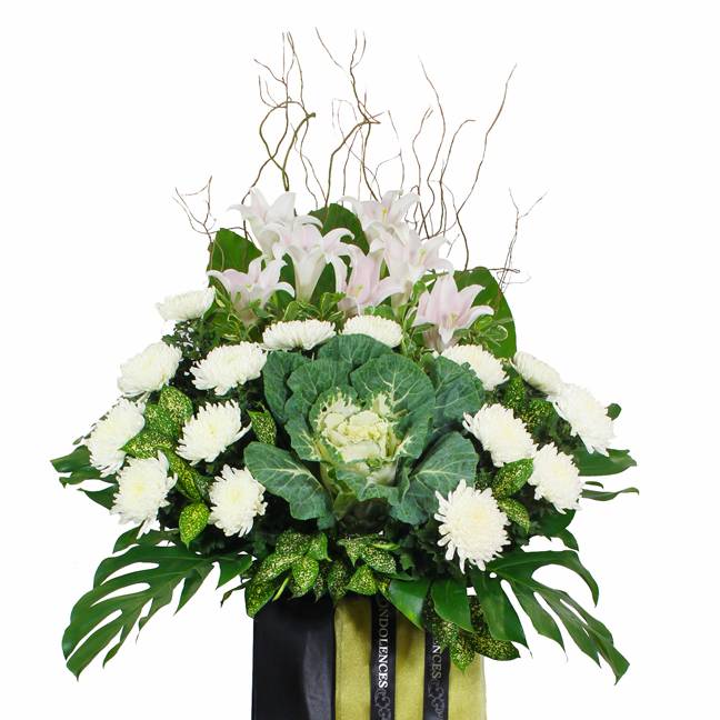 flowerstand-dragonwillow-lily-brassica-chrysanthemum-zoomed