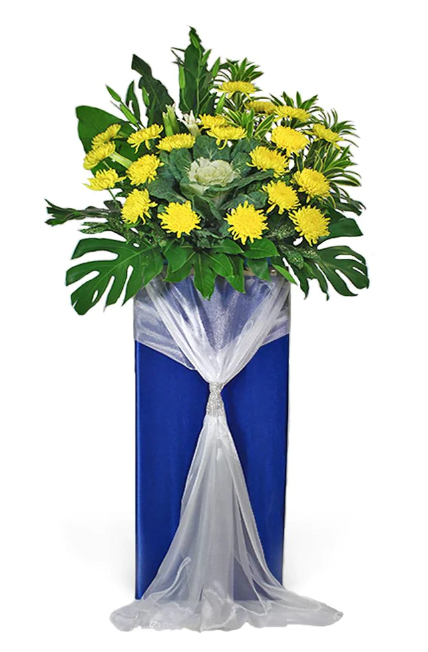 flowerstand-gladiolus-brassica-chrysanthemums-song-of-India-Leaf-with-white-background